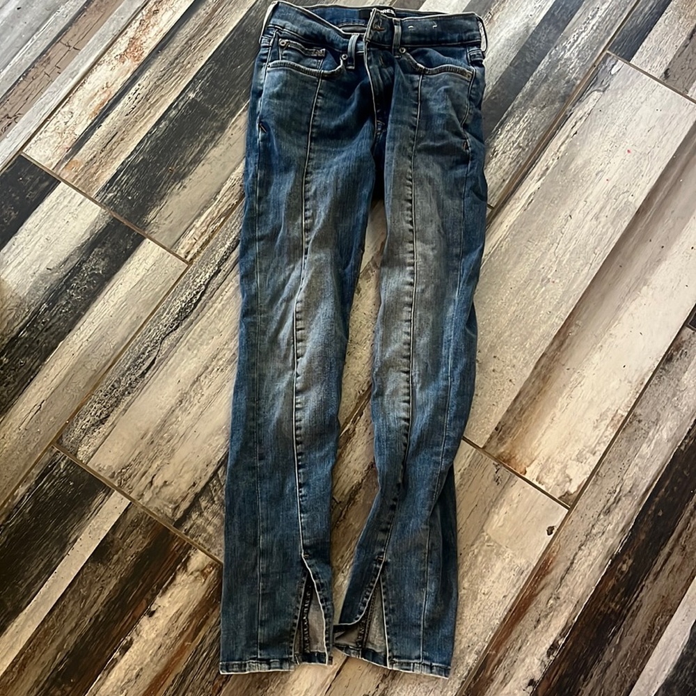 Express Flare Jeans
